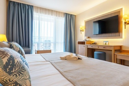 Dit Majestic Beach Resort - 16