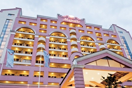 Dit Majestic Beach Resort - 18