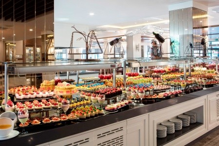 Turecko Belek Aydinbey Queens Palace 14 dňový pobyt Ultra All inclusive Letecky Letisko: Praha October 2026 ( 1/10/26-14/10/26)