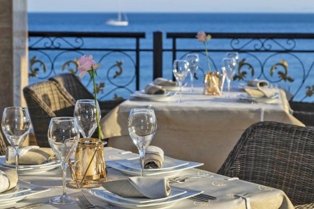 Onyx Beach Residence - 11