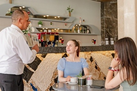 King Tut Aqua Park Beach Resort - 4