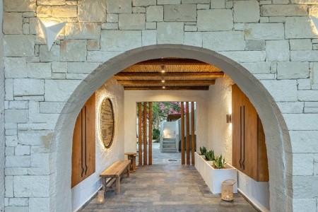 Okeanis Mystique South - 13