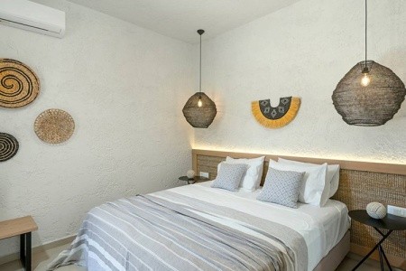 Okeanis Mystique South - 18