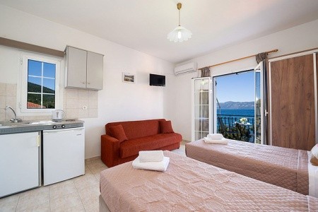 Studia Dimitris - 32