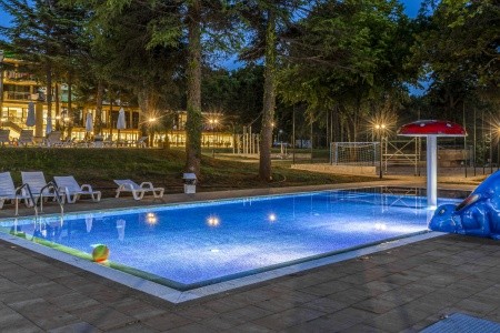 Queen Nelly Park - 24