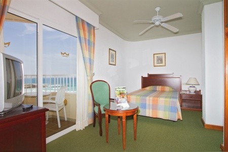 Riu Oliva Beach Resort - 11