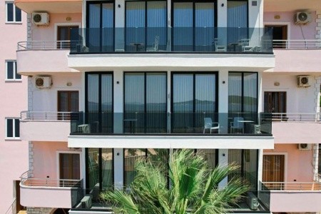 Albánie, Saranda, Piccolino, za <span>51.090</span> Kč