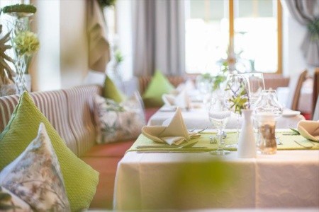 Rakúsko Salzbursko Der Schmittenhof (Zell Am See) 8 dňový pobyt Polpenzia Vlastná October 2026 ( 3/10/26-10/10/26)
