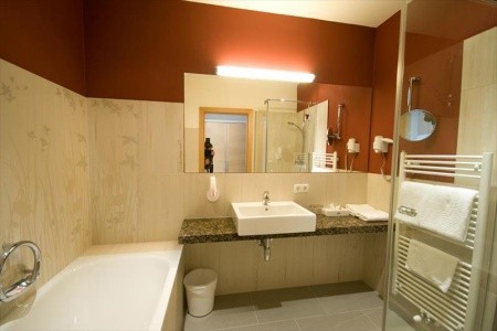 Amadeus - Micheluzzi - 25