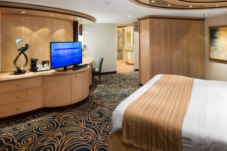 Rhapsody Of The Seas - 16