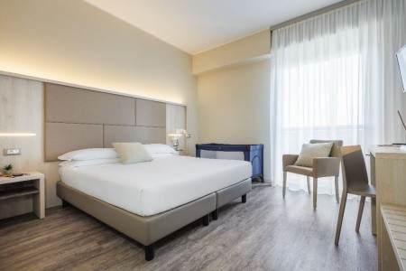 Jr Hotels Amadeus Bologna - 20