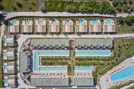 Sandy Villas Resort - 4