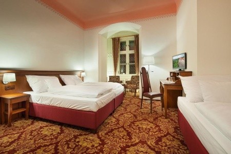 Česká republika Severné Čechy Zámek Hrubá Skála 6 dňový pobyt Raňajky Vlastná June 2026 (15/06/26-20/06/26)