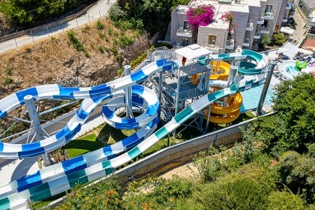 Grécko Kréta Porto Platanias Beach Resort & Spa 8 dňový pobyt Polpenzia Letecky Letisko: Praha July 2026 (15/07/26-22/07/26)