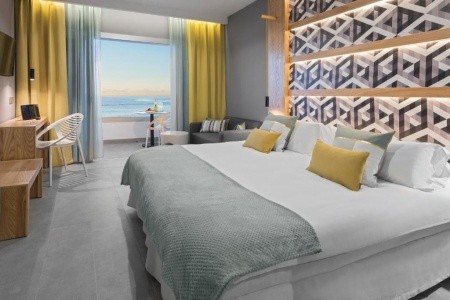 Kanárske ostrovy Tenerife Atlantic Mirage Suites & Spa 6 dňový pobyt Polpenzia Letecky Letisko: Budapešť July 2026 ( 5/07/26-10/07/26)