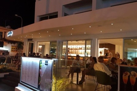 Cyprus Ayia Napa Anthea Apartment 15 dňový pobyt Plná penzia Letecky Letisko: Košice June 2026 (15/06/26-29/06/26)