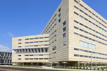 Španielsko Mallorca Melia Palma Bay (Palacio De Congresos) 5 dňový pobyt Raňajky Letecky Letisko: Praha June 2026 ( 9/06/26-13/06/26)