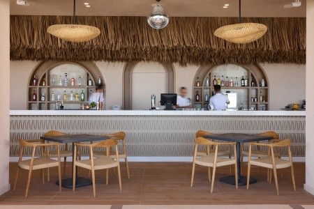 Oros Luxury Beach Resort - 48