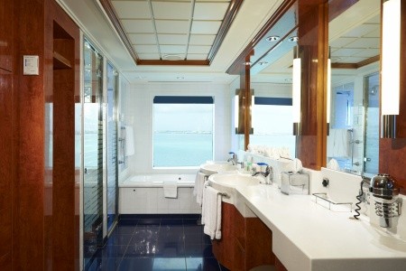 Norwegian Dawn - 35