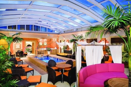 Norwegian Pearl - 2