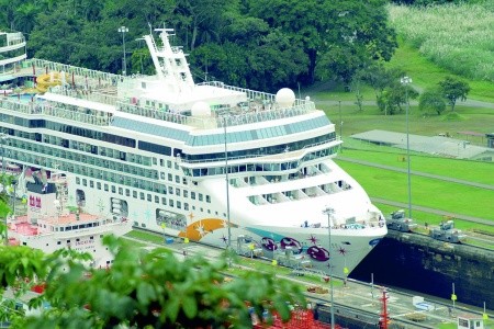 Norwegian Pearl - 4