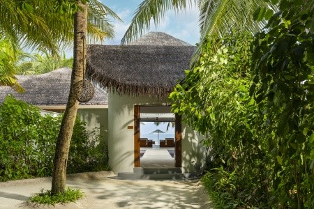 Maldivy Severný Atol Male Huvafen Fushi 12 dňový pobyt Raňajky Letecky Letisko: Praha April 2026 ( 6/04/26-17/04/26)