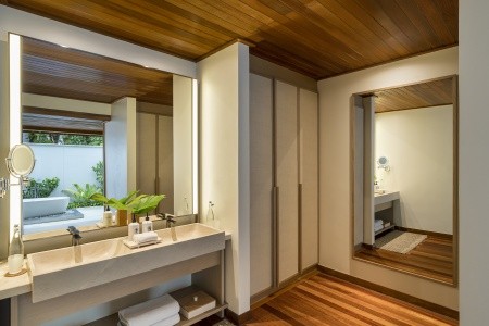 Maldivy Severný Atol Male Huvafen Fushi 12 dňový pobyt Raňajky Letecky Letisko: Praha April 2026 ( 6/04/26-17/04/26)