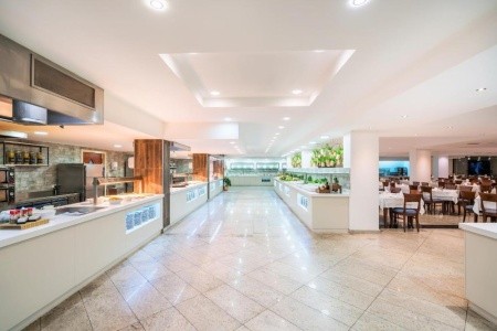 Čierna Hora Bečiči Iberostar Bellevue 8 dňový pobyt All Inclusive Letecky Letisko: Bratislava June 2026 (11/06/26-18/06/26)