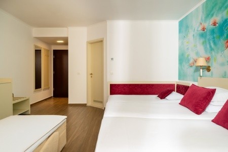 Čierna Hora Bečiči Iberostar Bellevue 8 dňový pobyt All Inclusive Letecky Letisko: Bratislava June 2026 (11/06/26-18/06/26)