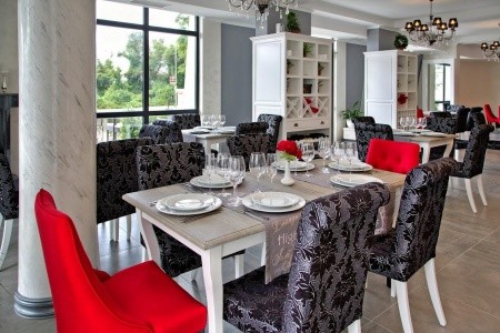 White Rock Castle - 9