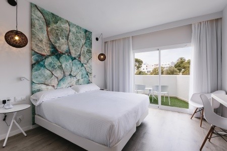 Španielsko Mallorca Aluasoul Mallorca Resort 5 dňový pobyt Polpenzia Letecky Letisko: Praha July 2026 ( 1/07/26- 5/07/26)