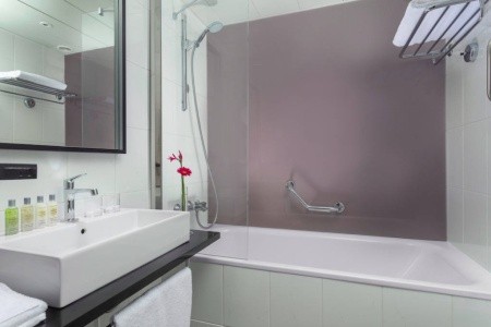 Česká republika Praha a okolie Hilton Prague 4 dňový pobyt Raňajky Vlastná June 2026 (28/06/26- 1/07/26)