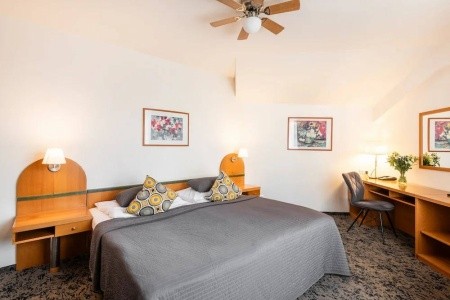 Česká republika Praha a okolie Troja 5 dňový pobyt Raňajky Vlastná February 2026 (13/02/26-17/02/26)