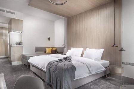 Česká republika Praha a okolie Golf 5 dňový pobyt Raňajky Vlastná April 2026 ( 1/04/26- 5/04/26)