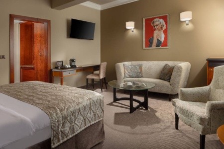 Česká republika Praha a okolie Boutique Jalta 5 dňový pobyt Raňajky Vlastná March 2026 (14/03/26-18/03/26)