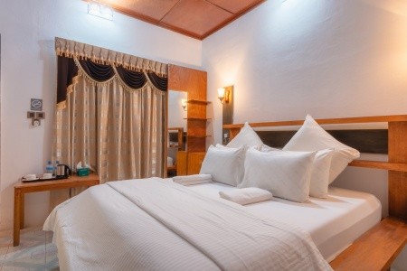 Maldivy  Biosphere By Hawks Hotels Kamadhoo Baa Atoll 9 dňový pobyt Polpenzia Letecky Letisko: Praha March 2026 (27/03/26- 4/04/26)