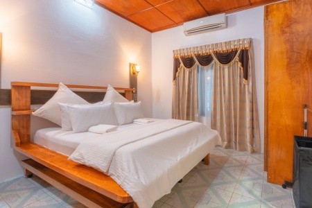 Maldivy  Biosphere By Hawks Hotels Kamadhoo Baa Atoll 9 dňový pobyt Polpenzia Letecky Letisko: Praha March 2026 (27/03/26- 4/04/26)