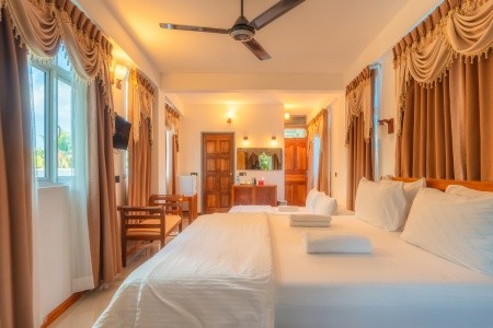 Maldivy  Biosphere By Hawks Hotels Kamadhoo Baa Atoll 9 dňový pobyt Polpenzia Letecky Letisko: Praha March 2026 (27/03/26- 4/04/26)