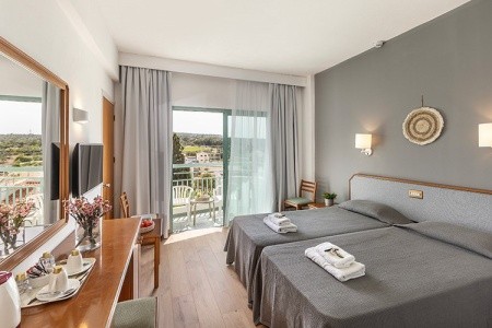 Tsokkos Antigoni - 31