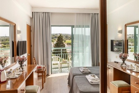 Tsokkos Antigoni - 32