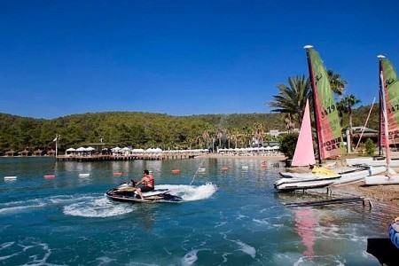 Green Bay Resort & Spa - 4