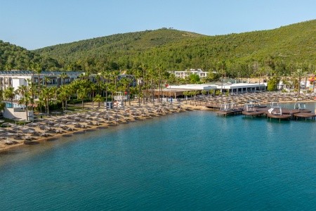 Green Bay Resort & Spa - 10