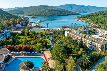 Green Bay Resort & Spa - 24