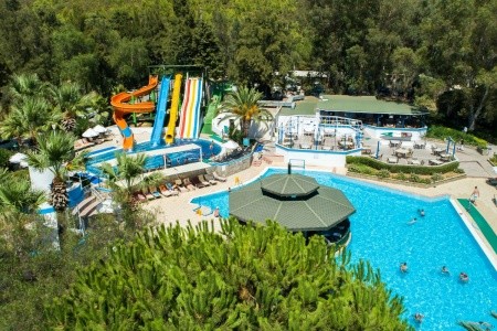 Green Bay Resort & Spa - 25