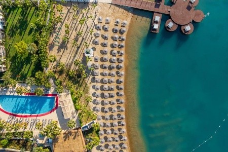 Green Bay Resort & Spa - 26