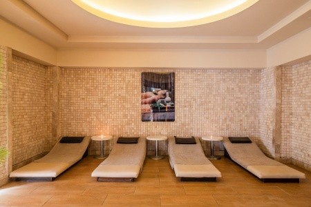 Green Bay Resort & Spa - 46