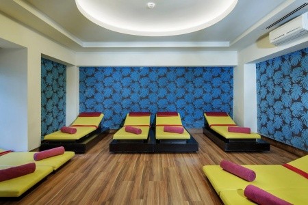 Green Bay Resort & Spa - 47