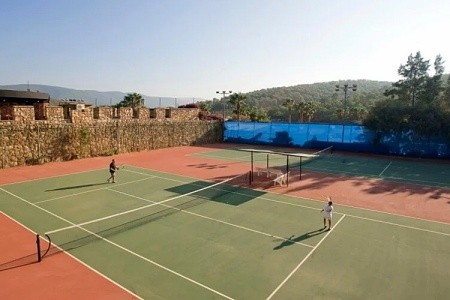 Green Bay Resort & Spa - 49