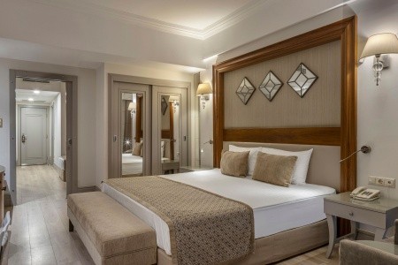 Side Star Resort - 130