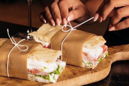 Spojené arabské emiráty Dubaj Ja Ocean View Hotel Jumeirah Beach 12 dňový pobyt Polpenzia Letecky Letisko: Praha March 2026 (12/03/26-23/03/26)